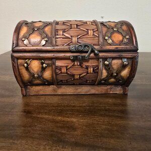 Vintage Woven Wicker & Wood Dome Top Treasure Chest Trinket Box